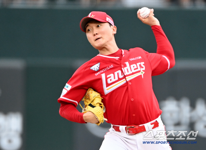 "내일 선발이라며? 잘 던져라" 절대 에이스 앤더슨의 충격 이탈 → 02년생 단톡방이 뜨거워졌다