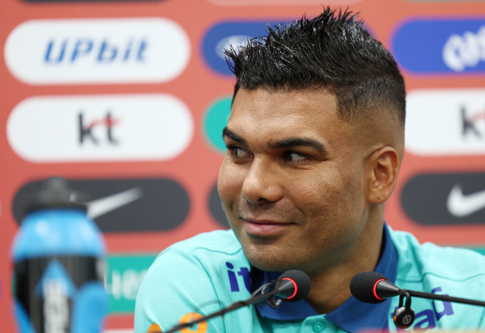 "한국, 아시아에서 수준 높은 팀"...'손흥민-이강인-황희찬' 경계한 카세미루 "전방에서 공 잡으면 위협적"[현장 일문일답]