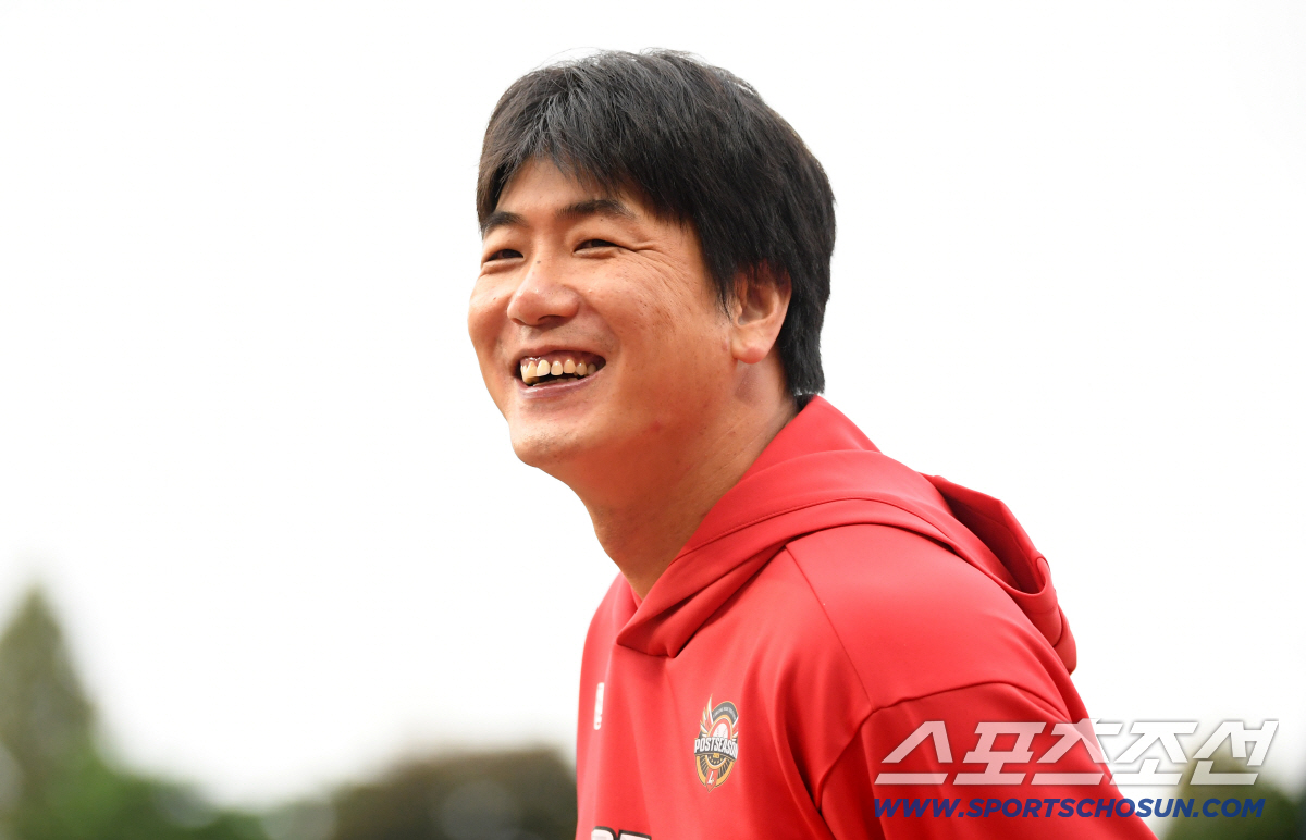 [포토] 미소 짓는 김광현