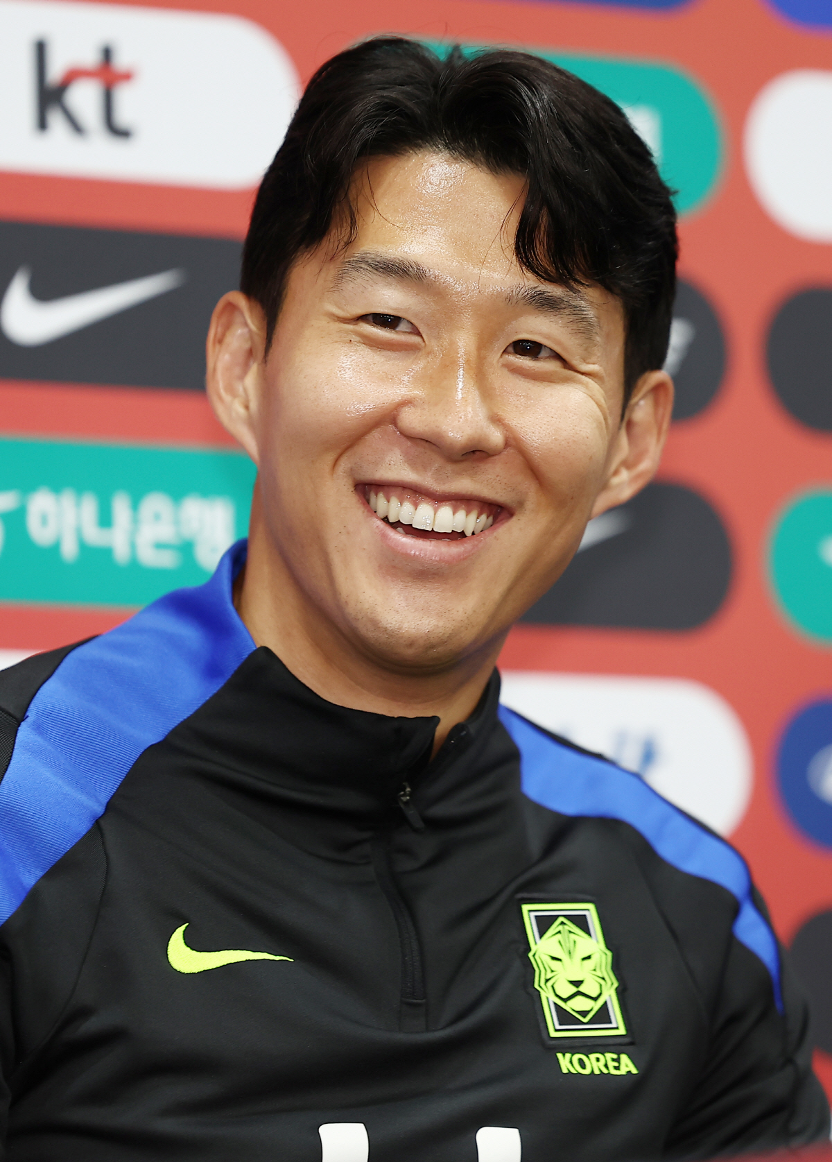 최강 '스파링 파트너' 브라질 만나는 韓, "김민재 충분히 보호" 스리백…