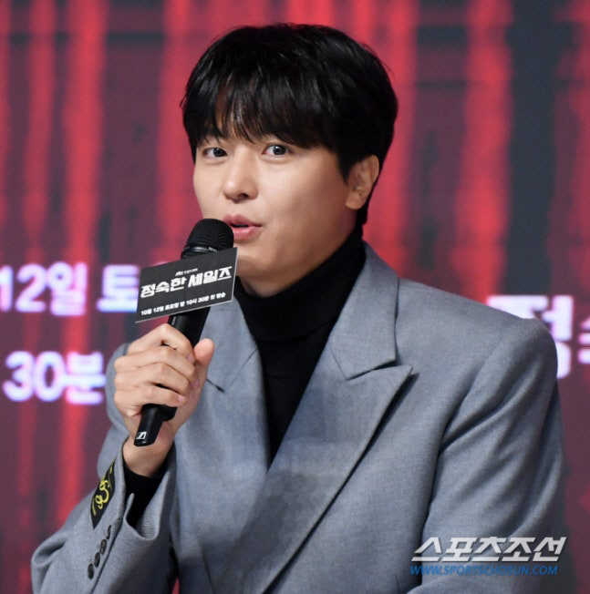 "카메라 앞뒤 완전 딴판인 배우" 연우진, 충격의 '이중생활' 폭로