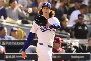 '김혜성, 연장 11회 대주자→끝내기 득점' 다저스, PHI 2대1로 꺾고 시리즈 3승1패로 NLCS 진출