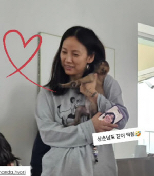 이상순, 이효리 요가원서 포착..회원들이 찍은 달달 투샷