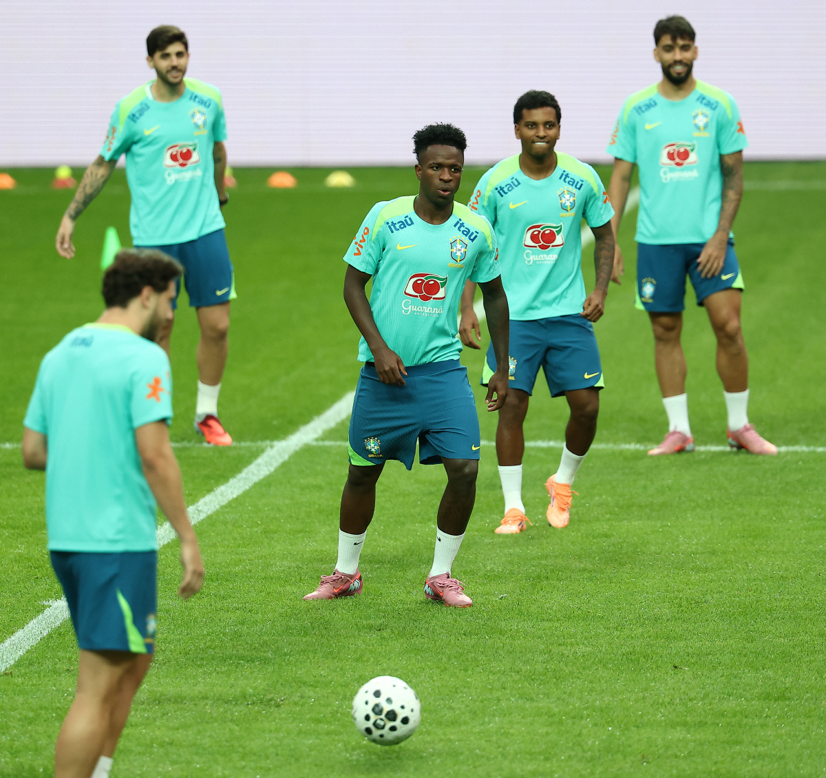 [브라질전]'토트넘 동료' 손흥민VS히샬리송 우정의 대결 성사 임박!…브…