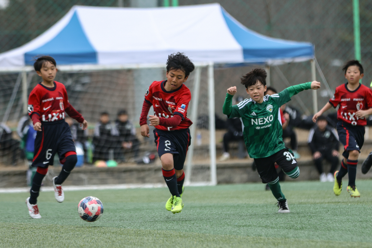 '한-일 축구 우정 쌓는다' 전북 현대 U-11팀, 2025년 나이키 앤…