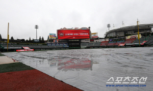 '류효승-안상현 빠지고, 김성욱-정준재 투입' 2차전 라인업 변화…변수는 우천 순연[인천 현장]