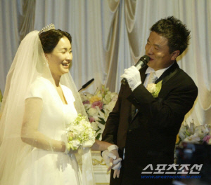 김태균 “연애 때 아내 차에 치여..책임진다며 결혼” 러브스토리 공개