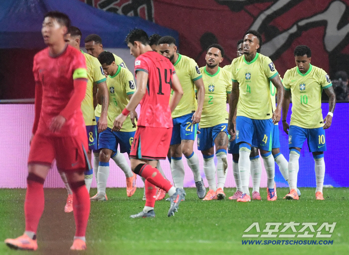 [브라질전 현장리뷰]"세상에서 가장 행복한 하루" 꿈꾼 손흥민, 137경기 새 역사 열었지만 '오대영' 허망한 밤…'이강인 분전' 홍명보호, 브라질에 0-5 대패→세계의 벽 역시 높아