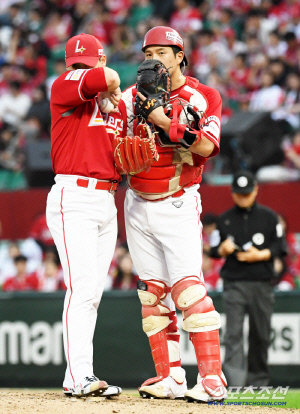 사고는 꼭 엉뚱한 곳에서 난다. PS 첫경험 선발도, 84년생 노장도 아니었다 → '수성률 2위' 단 2블론 마무리가 절다니!