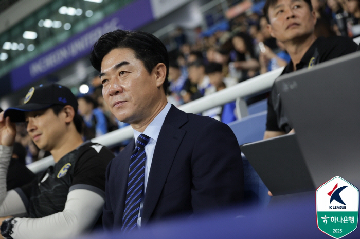 "선수들 많이 지쳐...해야 할 것에 집중" 전경준 감독의 각오→"두 번…