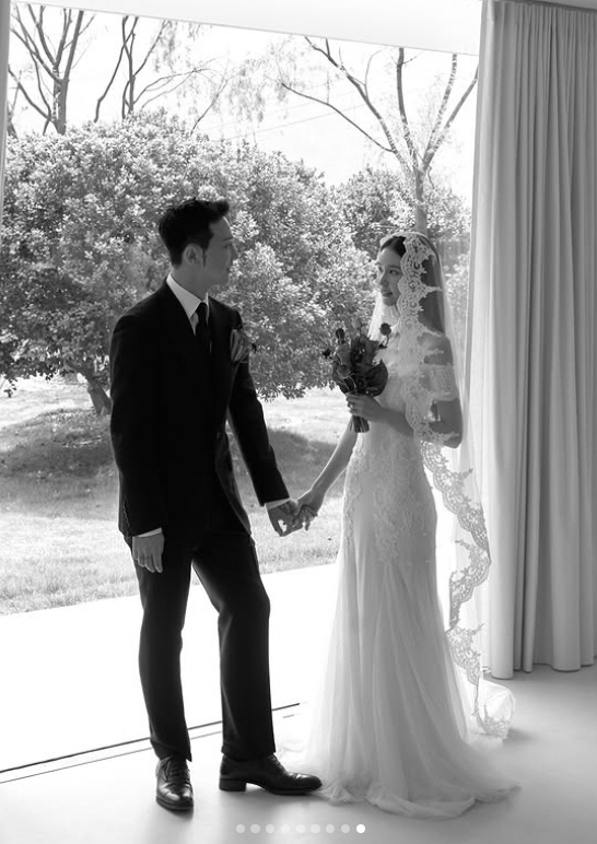 ‘유리 사촌’ 비비엔, ♥쿠시와 9년 열애 끝 결혼 “운명 같은 사랑…예…