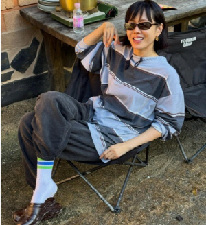 귀밑머리 단발컷한 손예진 “우아함 대신 장꾸미 장착”[SCin스타]