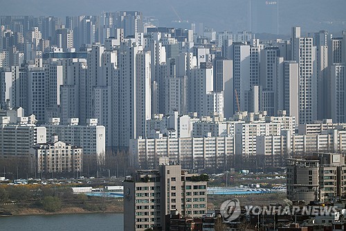 강남 6.2억원↑·평택 2천500만원↓…수도권 아파트 '초양극화'
