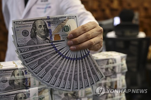 환율 1,430원 웃돌자 외환당국 1년 반 만에 구두개입