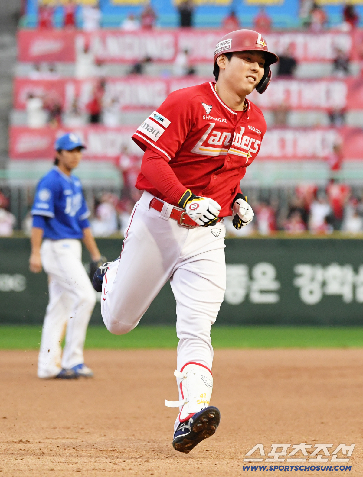 김유동→유두열→김성욱, 가을야구 판도 바꾸는 '특급 저격' 뜬금 홈런포 …