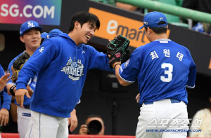 전준우 논란 파고들 삼성, 100% vs 93.8%인데, 1위와 꼴찌라니, 100% 확률 세밀함에서 갈린다[준PO3]