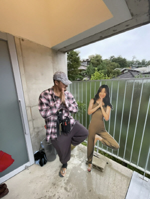 던밀스, '이효리 요가원' 수강생 인증…