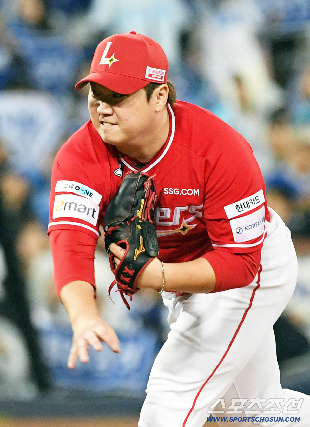 'KBO 역사상 이런 일은 없었다' 17구 자욱놀이, 포스트시즌 역대 최…