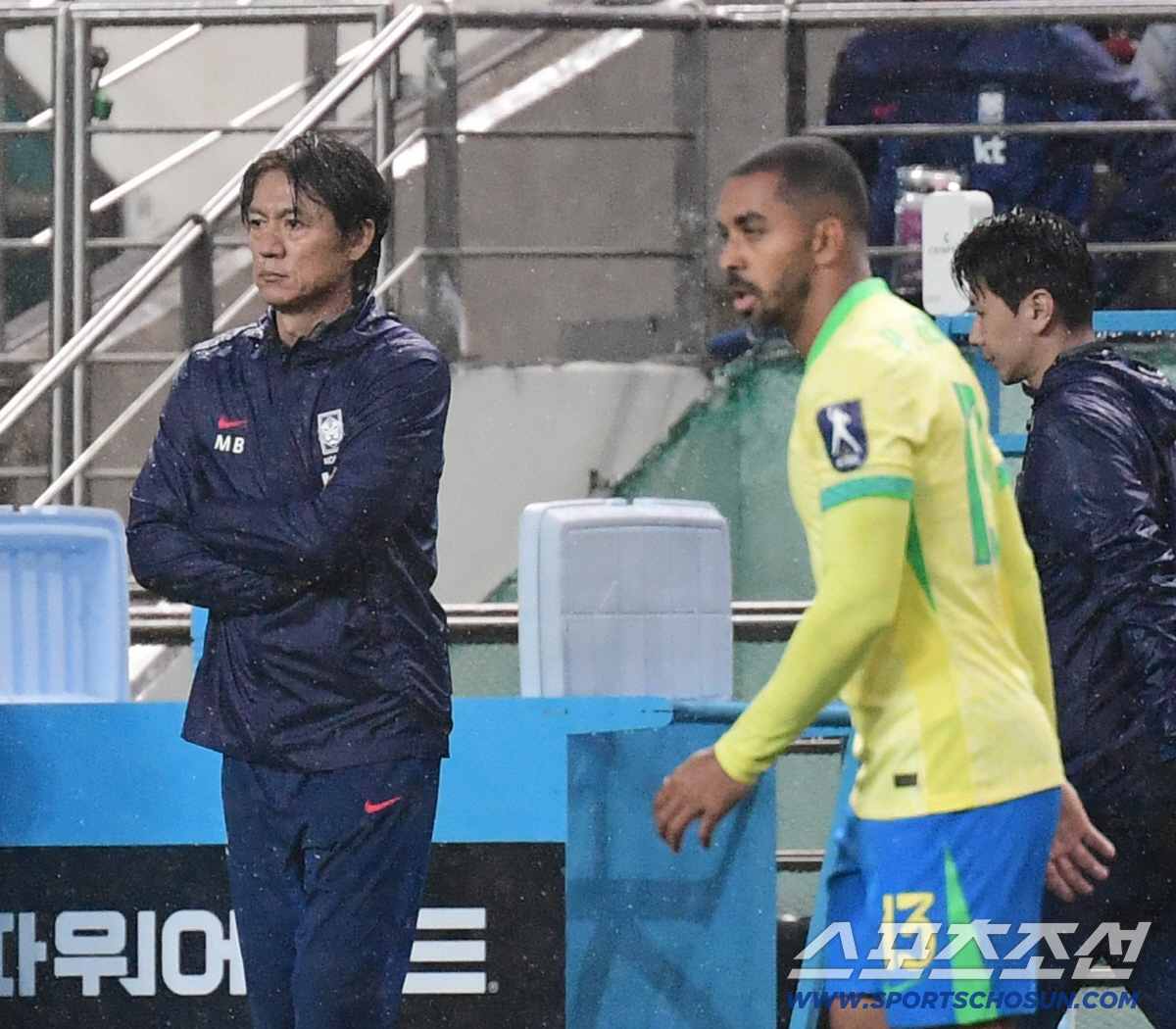 '브라질 0-5 치욕패' 홍명보호, 미친 기적 일어났다...참사 후 大이…