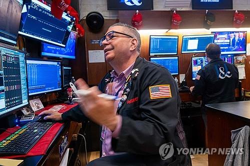 [2보] 뉴욕증시, 미중갈등 우려 완화에 반등…나스닥 2.2%↑
