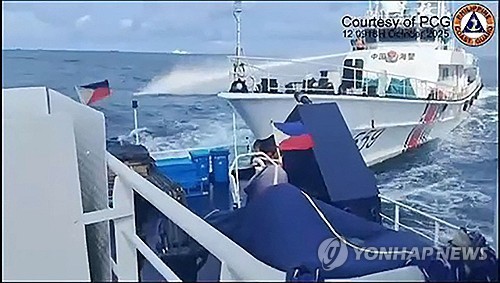 美, 中-필리핀 남중국해 충돌에 중국 규탄…"지역안정 저해"
