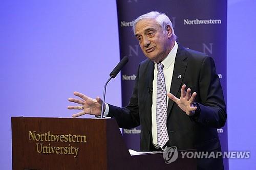 '노벨경제' 모키어 "韓경제? 크게 걱정 안해…해온 것 지속하라"