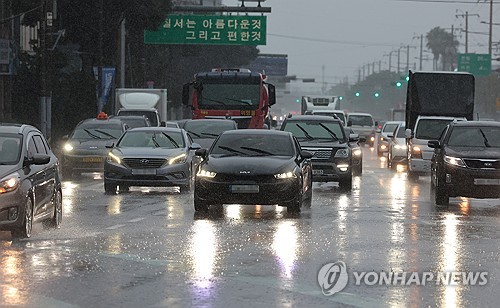 제주, 흐리고 비…16일까지 예상 강수량 10∼60㎜
