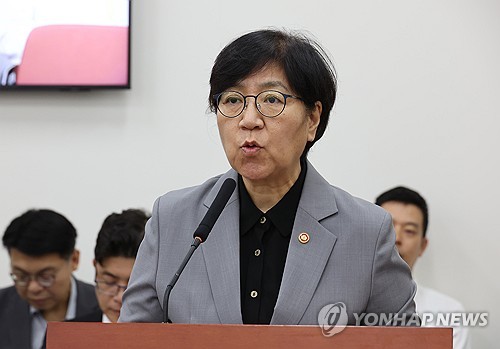 정은경 "보건의료 '심각' 위기경보 다음 주쯤 해제"