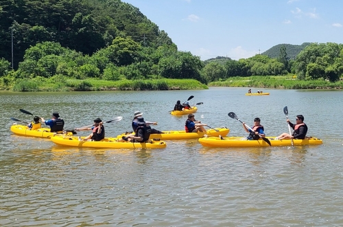 순창군 "섬진강에서 카누·카약 무료 체험하세요"