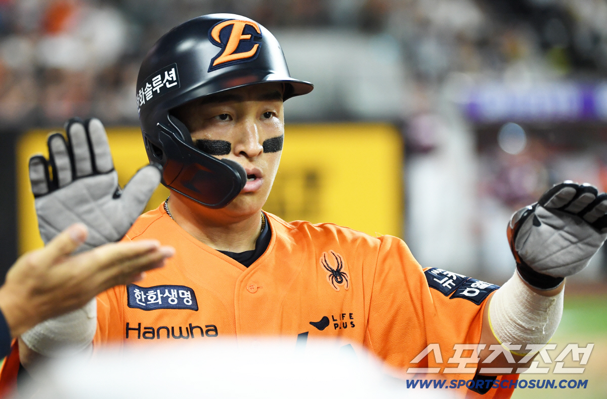 5차전만 세 번이라니…'통산 안타 1위'의 마지막 소원 이뤄질까 "뒤가 …