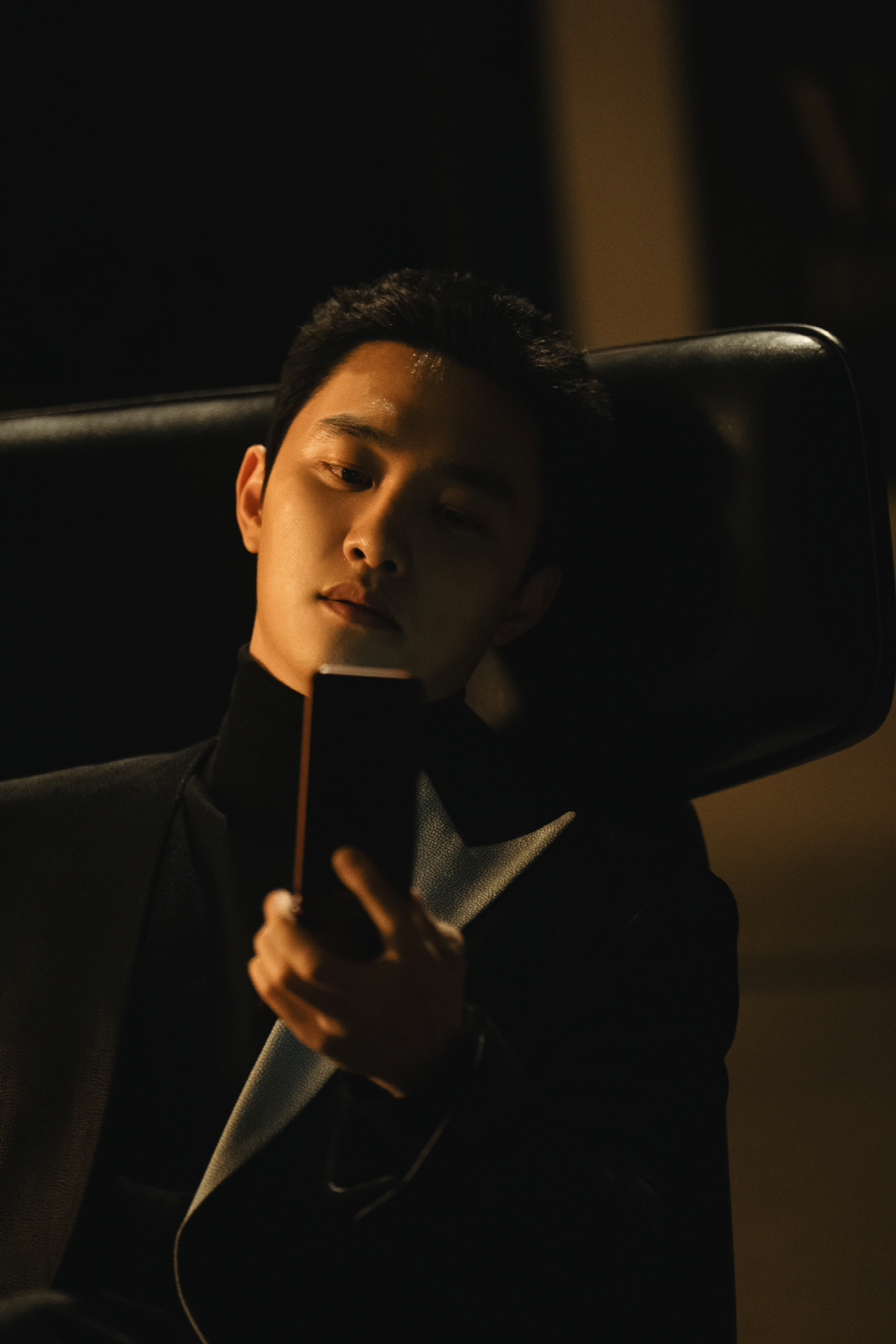 도경수 "악역 첫 도전, 고민 많았다"..'조각도시'로 완전 변신