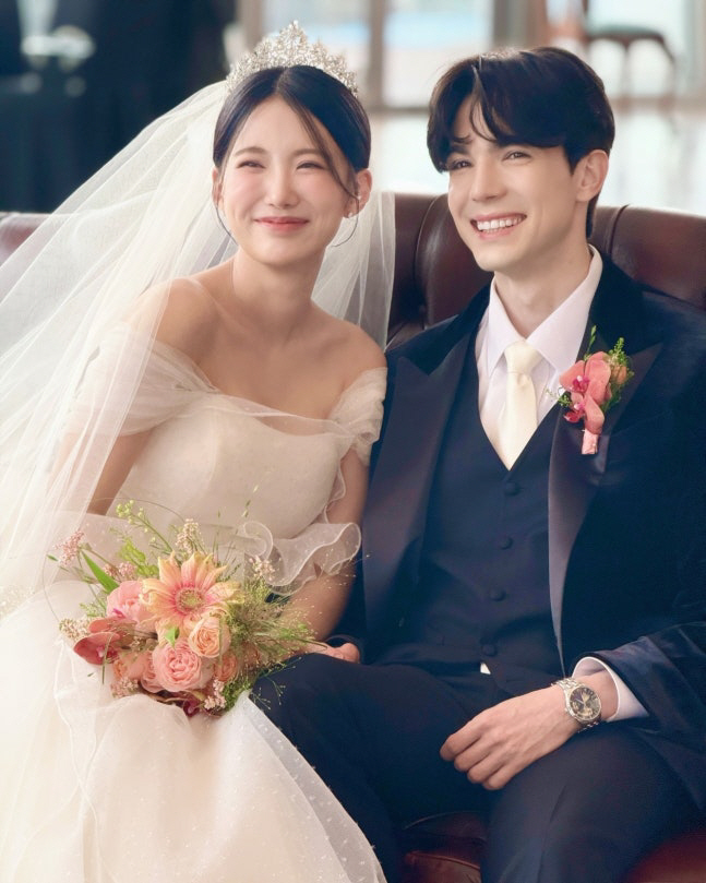 '비정상회담' 로빈♥김서연, 난임판정 3일 만 자연임신 "너무 신기해"[…
