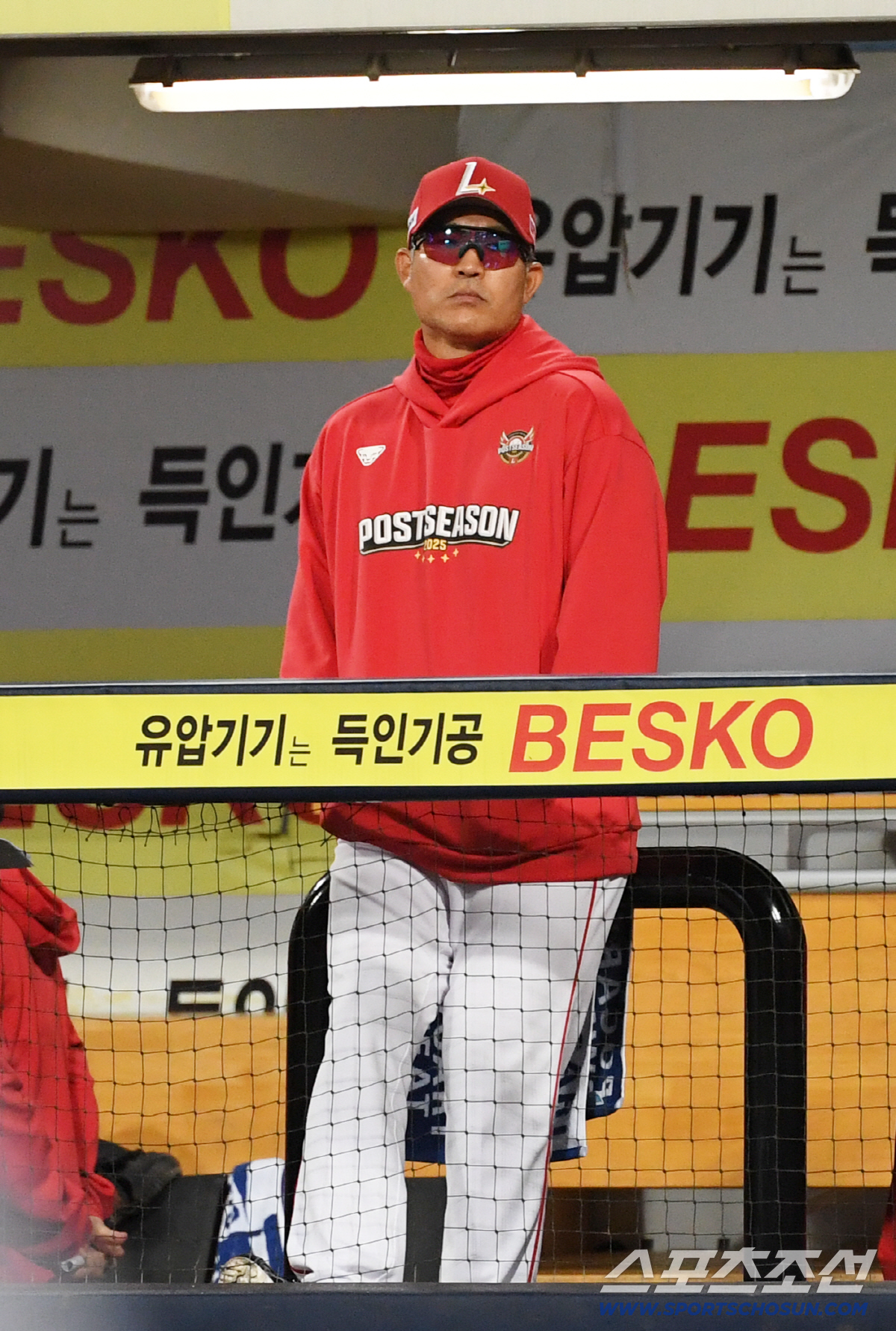 [포토] SSG 이숭용 감독 '이렇게 지다니'