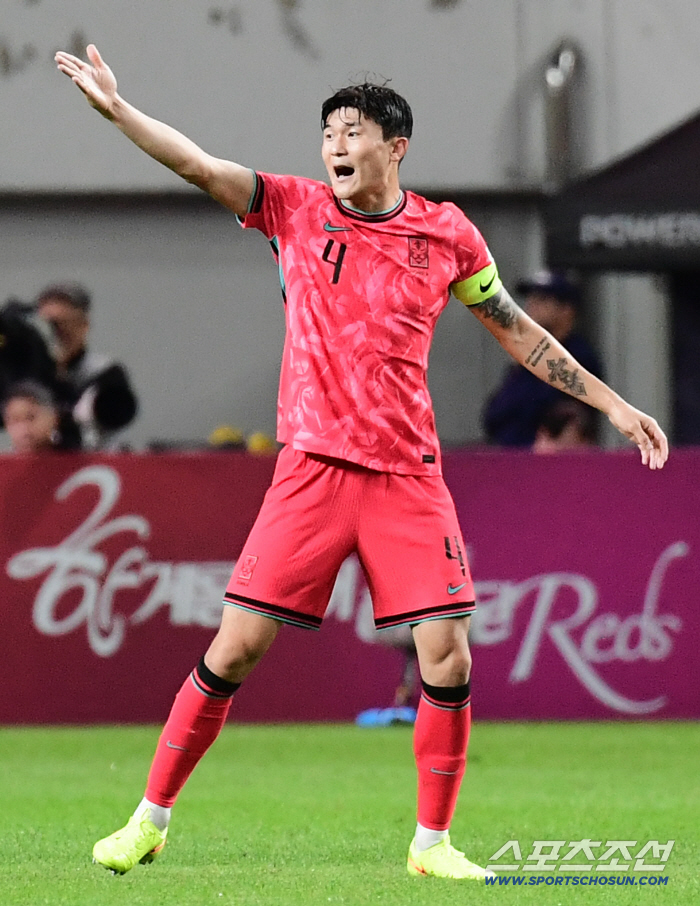 [현장인터뷰]실점 빌미→비난의 중심…'괴물 수비수' 김민재 부활 "프로 선수로서 실수하지 않으려 노력했다"