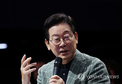 李대통령 "게임산업 매출증가 좋지만…청년 직원도 혜택 누려야"