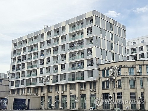 "대사관에 구조 메일 보냈지만 무반응" 범죄단지 탈출자들 성토