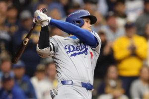 '투수' 오타니 쓰임새 나왔다! NLCS 4차전 선발→7차전 불펜대기...WBC 우승 세이브 또 보나?