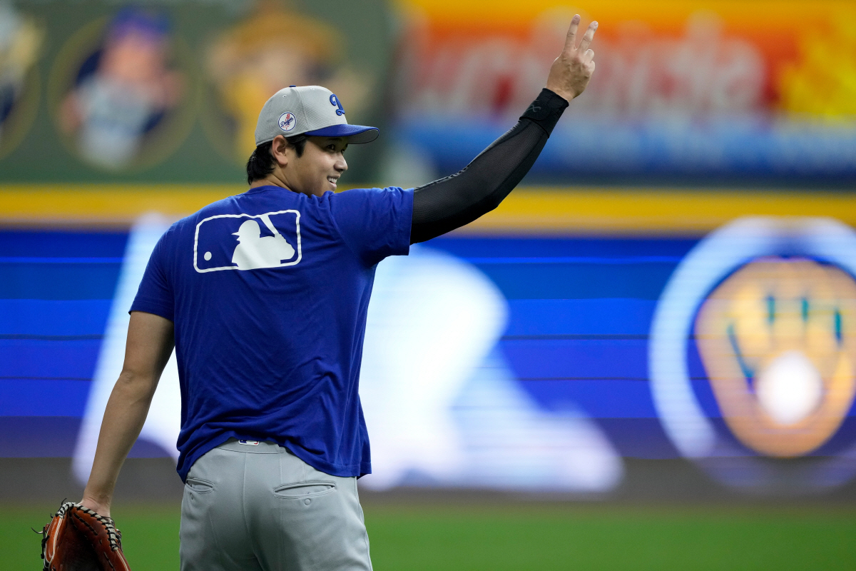 '투수' 오타니 쓰임새 나왔다! NLCS 4차전 선발→7차전 불펜대기..…