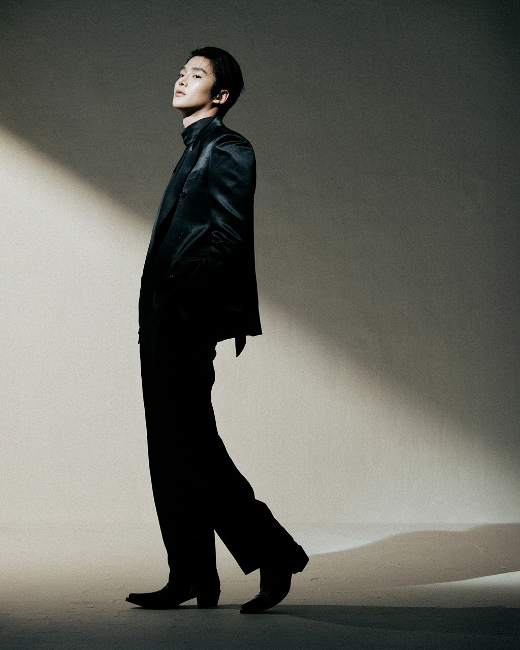 [인터뷰①] '탁류' 로운 "잘생김은 오래 가지 않으니까..팬들 당황한 …