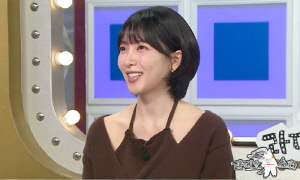 카라 강지영, 12년만에 '기쁜소식' 전했다...日 배우 되더니 '사케 CEO'로 대박 (라스)