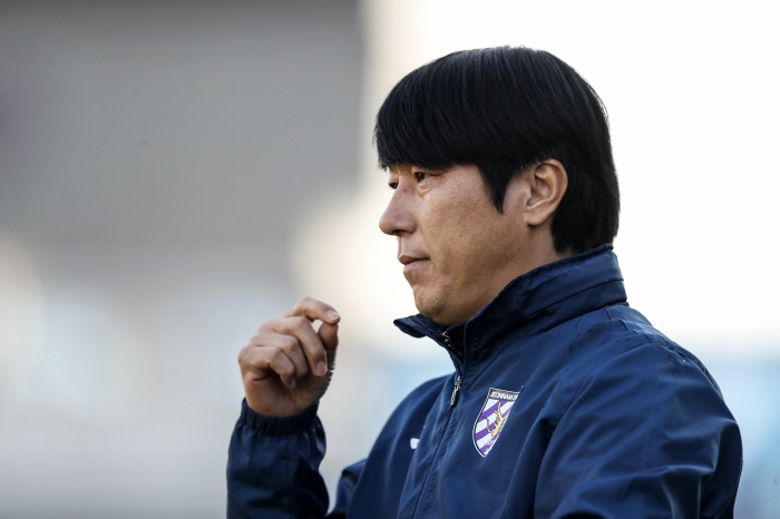 "비가 온 뒤 땅은 굳는다" 신태용 경질→노상래 대행, 강등 탈출 사활…울산, 광주와 정규라운드 최종전