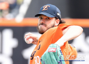 폰세의 1차전 맞대결 파트너, 최원태냐 가라비토냐, 답은 이미 나와있다[PO]