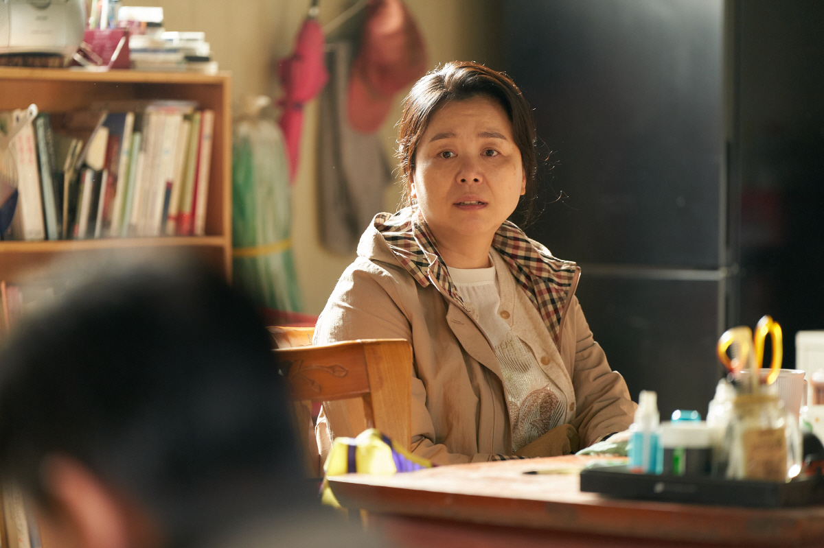 '세계의 주인' 장혜진 "시나리오 너무 재밌어, 윤가은 감독과 인연 맺길…
