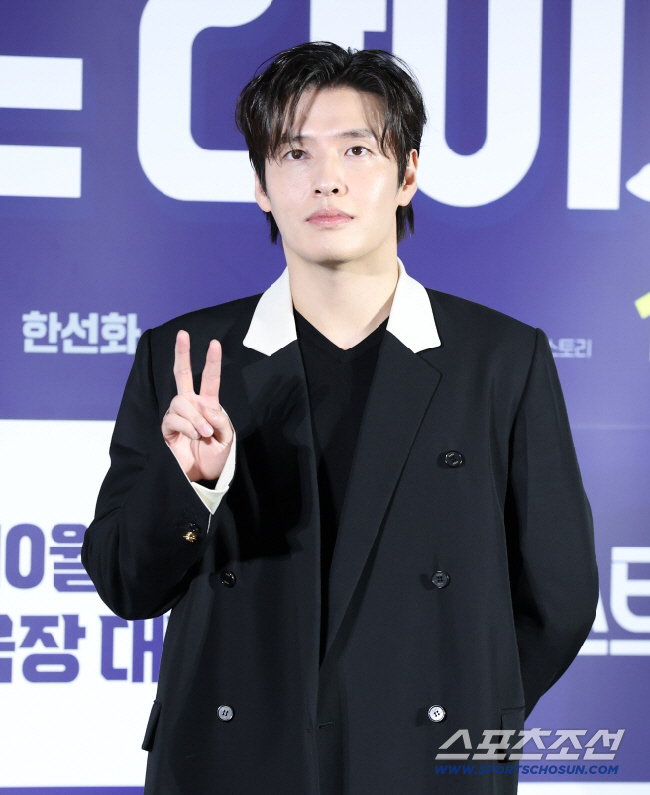 강하늘, '오겜' 촬영 중 따돌림 당했나..."어두운 세트장에 홀로 남겨…