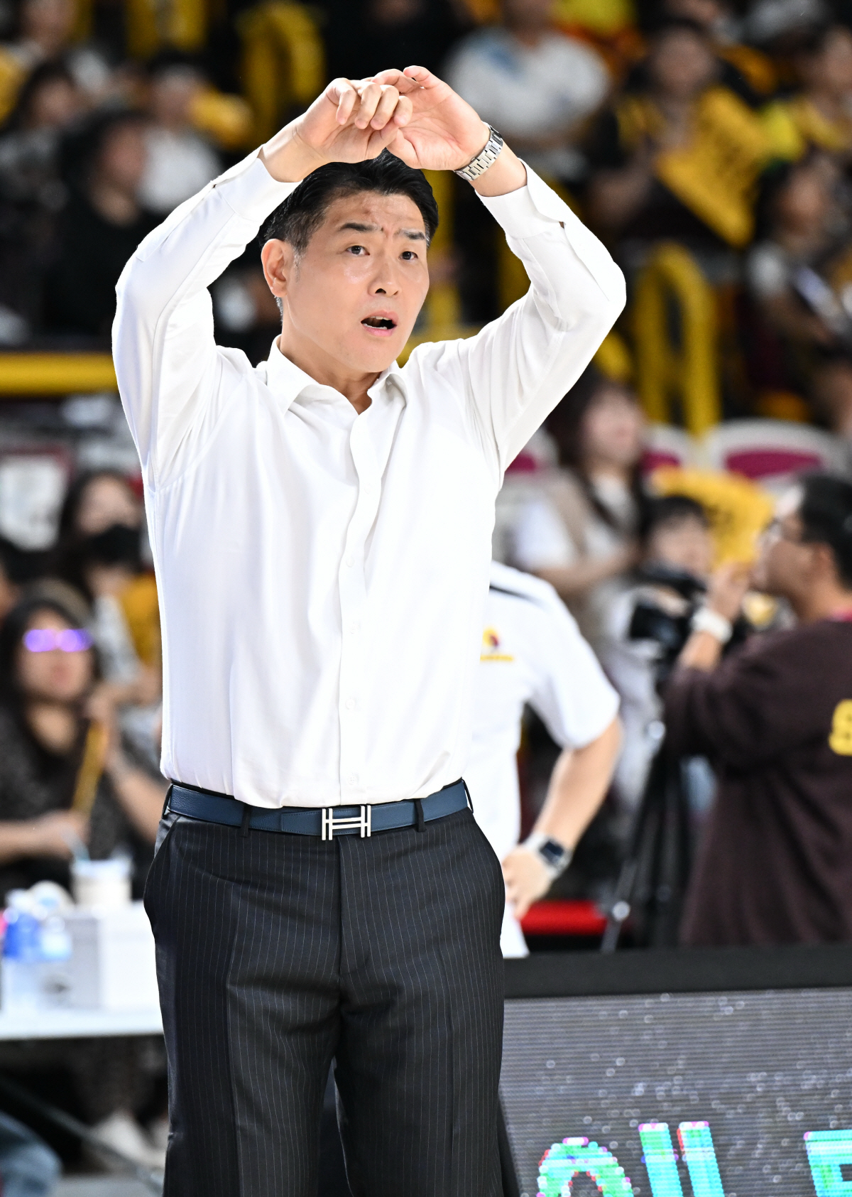 [현장인터뷰] 정관장에 완패 LG 조상현 감독 "하루 종일해도 안되는 게…