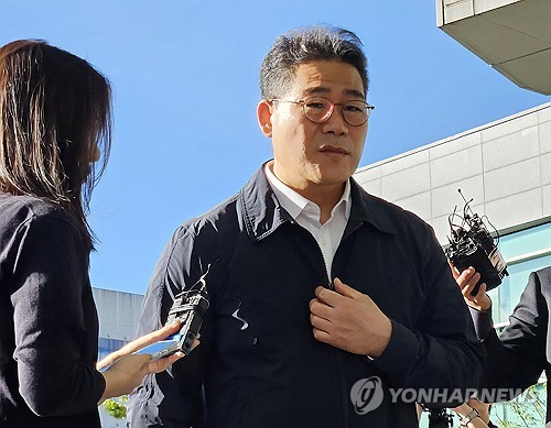 동부지검, 백해룡에 반박 "위법성 시비 없도록 적법절차 준수"