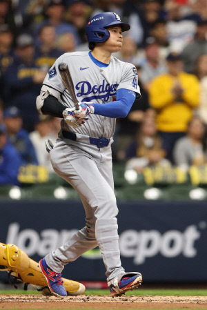 '47타수 47안타' 총알 타구 나왔다! 다저스타디움서 폭발 조짐...