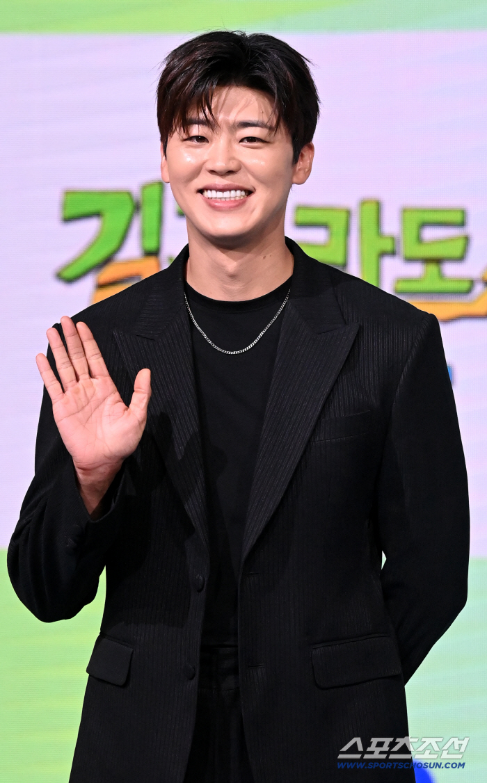 '길치라도 괜찮아' 박지현 "서울대 출신 손태진? 트로트계 뇌섹남, 가방 끈 긴 사람 좋아"