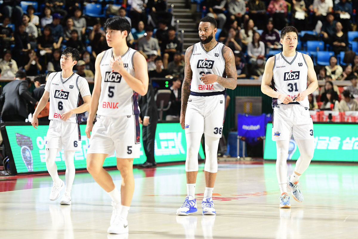 DB, KCC, 정관장 ↑ LG, SK, KT↓역대급 시즌이 온다! KB…