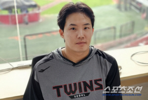 현실적인, 강한 멘탈. 이래서 140km로 3년 연속 10승을 했구나. 7연속 4사구 때 